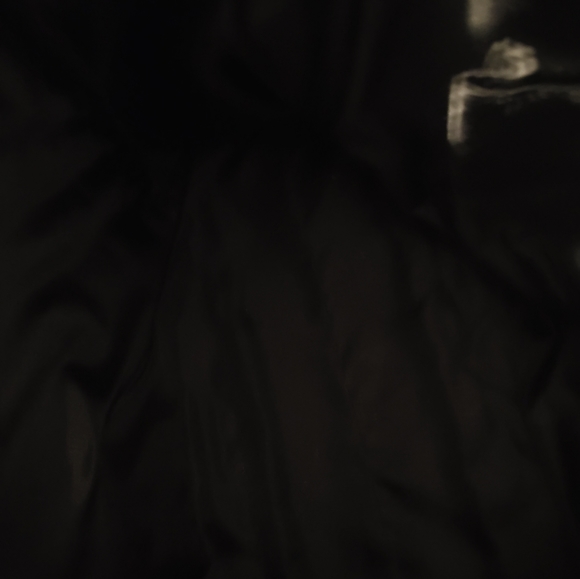 DANIER Quilted Leather bag. Large, long strap included. Excellent condition. - Picture 9 of 9